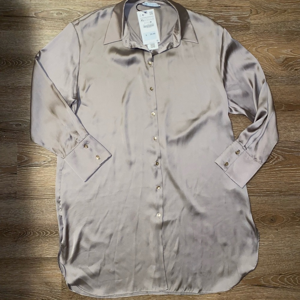 NWT ZARA SILKY BLOUSE/DRESS 🤍